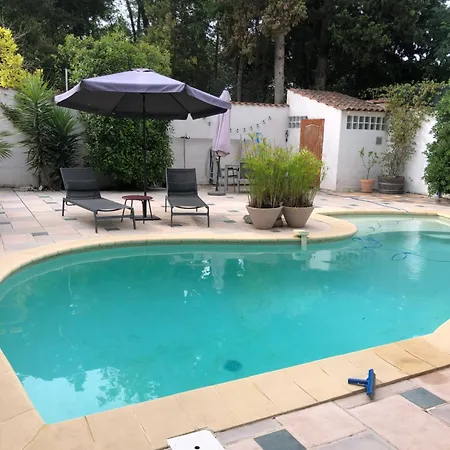 Holiday home Le Chant Des Cigales *