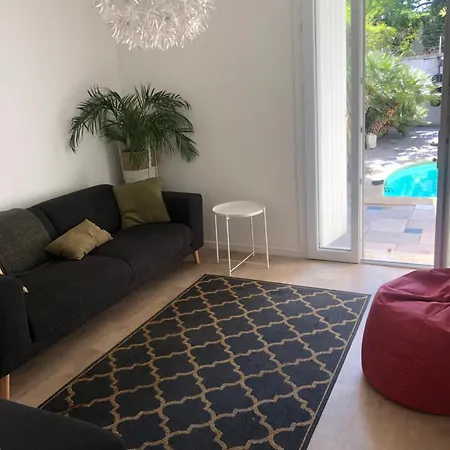 Le Chant Des Cigales Holiday home *